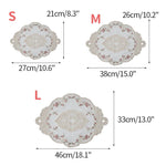serviettes table vintage blanches rose pâle broderie florale dentelle romantique