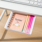 boîte rangement blanc moderne organisation nourriture crayons couleur bloc notes scie flacon étiquette