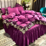 ensemble literie complet couvre lit bleu marine broderie dorée drap taies oreiller classique