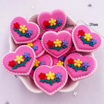 peinture résine kawaii biscuits décorés fleurs stylisées couleurs vives décorative enfantine bricolage scrapbooking