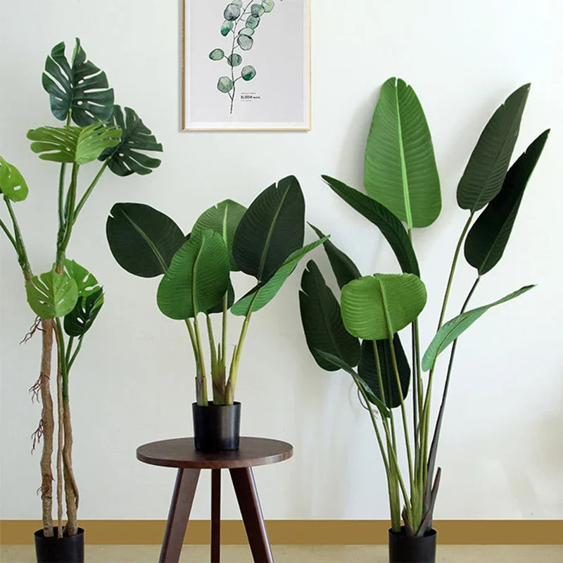plantes artificielles arbres extérieures modernes vertes feuilles larges nervures apparentes pot noir tropical minimalisteextérieur