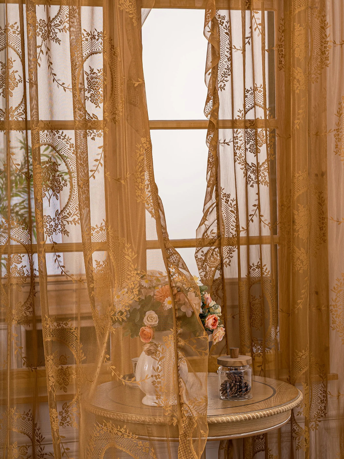 rideau floral semi transparent classique brodé fleurs beige clair salon décoration intérieure polyester