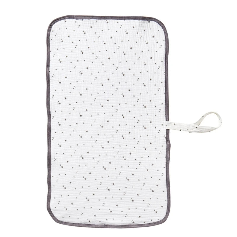 tapis langer bébé doux moderne imprimé léopard ours marron points noirs vert pastel roseclair