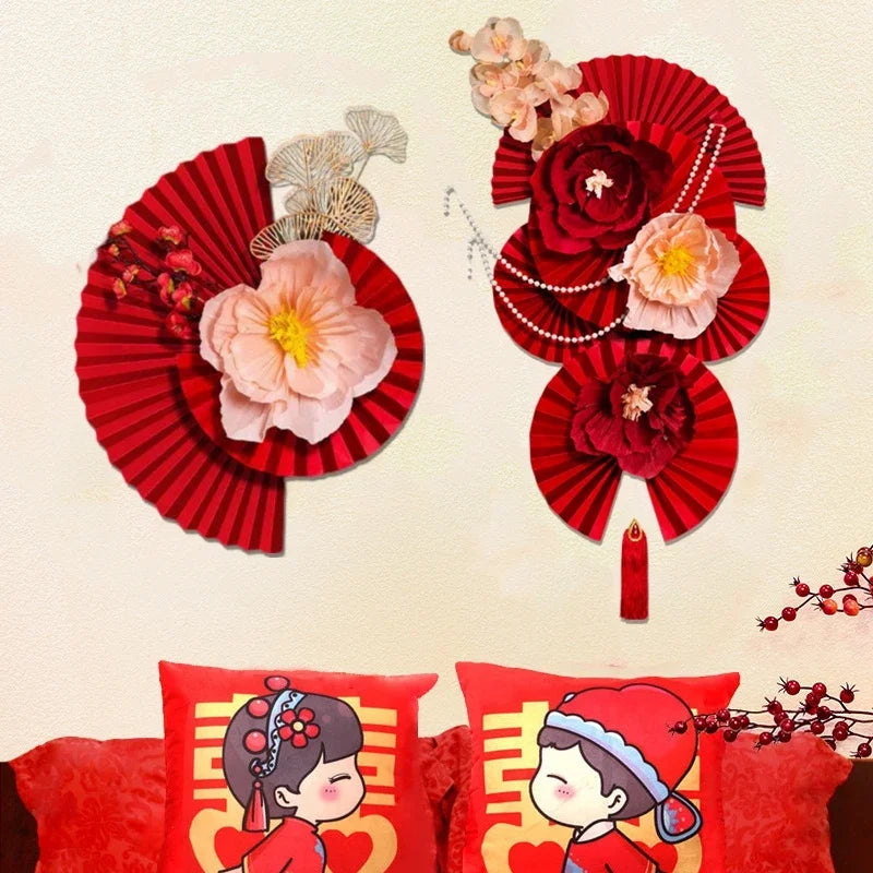 décoration murale festive asiatique fanions papier fleurs motifs calligraphie rouge blanc doré