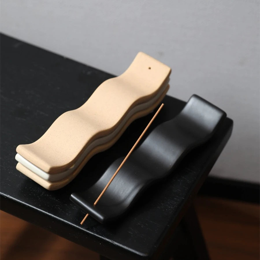 support bâtonnets encens céramique noir beige clair minimaliste maison yoga méditation holder stand decoration