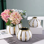 vases céramique moderne blanc doré texture rugueuse ligne élégant fleurs