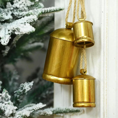 Cloche de Noël vintage en métal laiton rustique