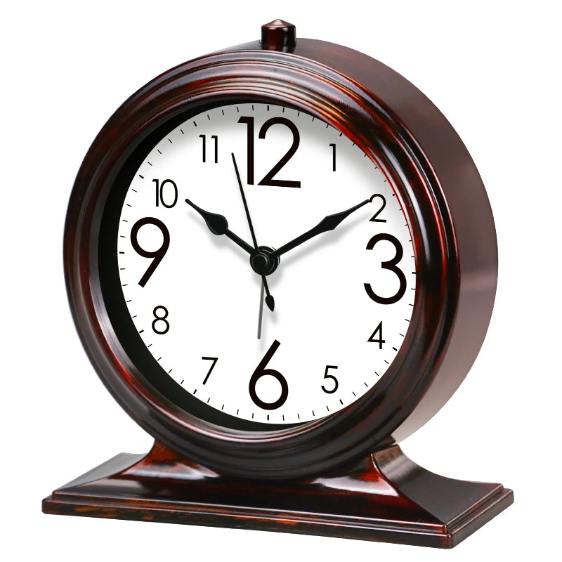 horloge vintage marron foncé cadran blanc aiguilles métalliques alarme quartz rechargeable brillant chambre salon