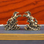 statuette chevaux galop bronze doré relief détaillé aspect vieilli traditionnel asiatique ornement décoration collectible