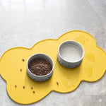 tapis nourriture animal nuage rose clair moderne assiette jaune