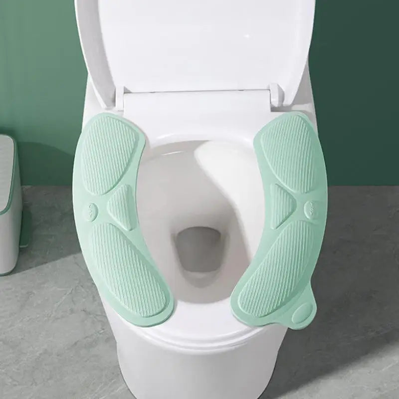 siège toilette amovible vert pastel antidérapant moderne adhésif poignée intégrée lavable réutilisable chambre