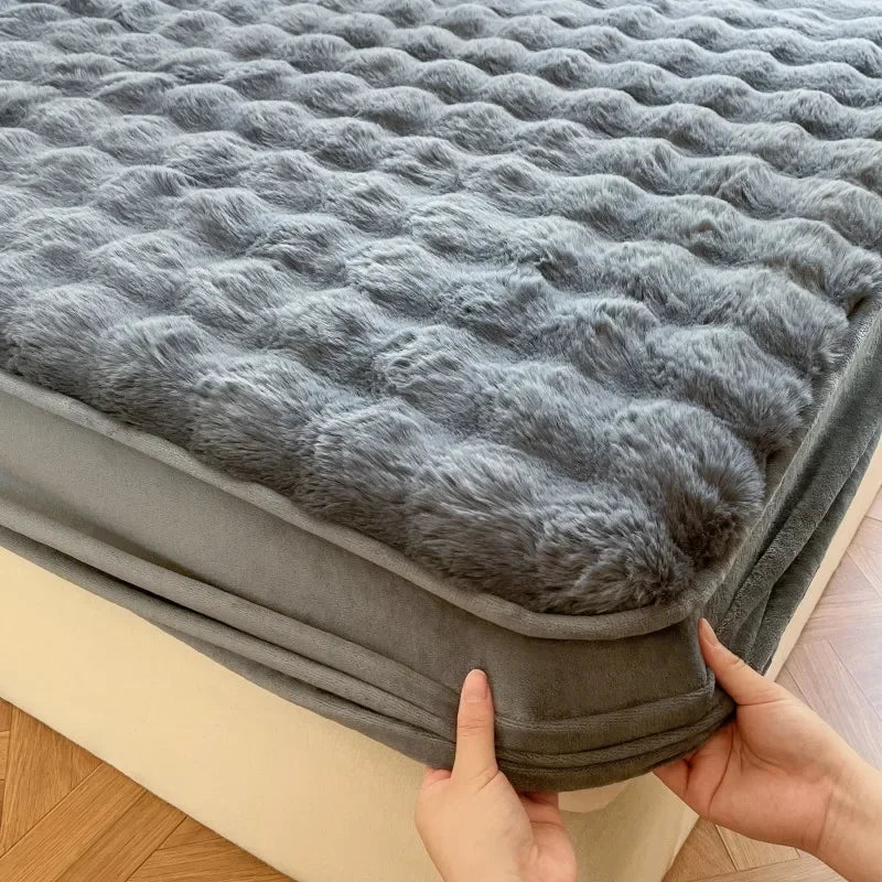 housse lit peluche gris matelassée antiacariens permeable air antibacteries ondulee confortable 200x220cm
