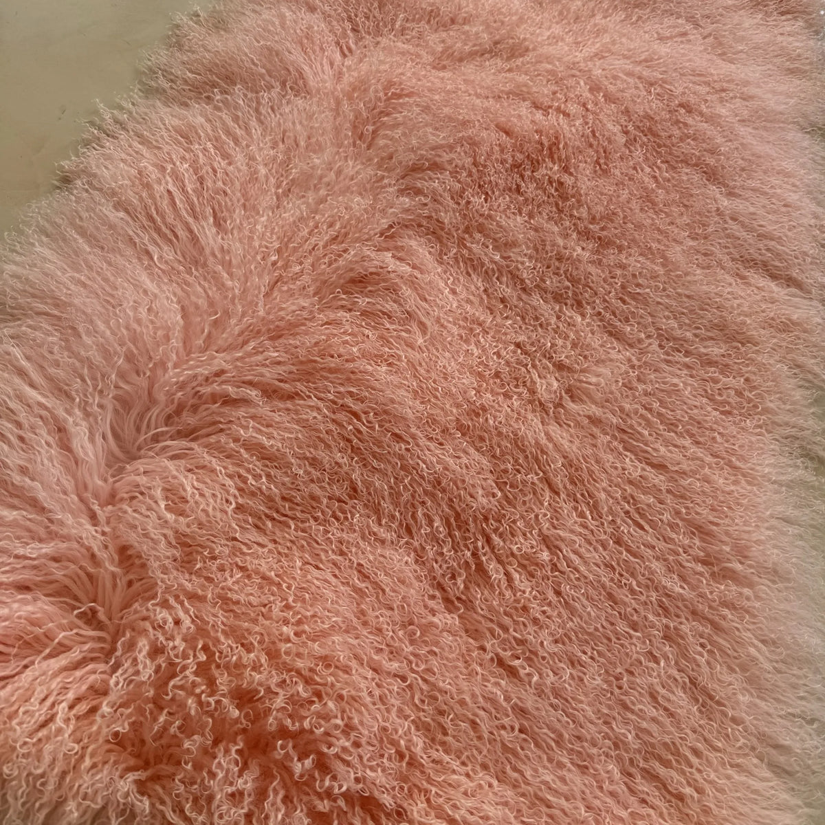 tapis blanc pelucheux doux moderne rose violet bleu beige or chambre coucher