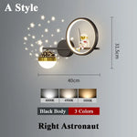 applique murale moderne astronaute étoile dorée noir blanc led chambre enfants