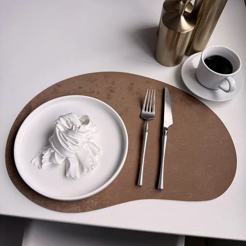 serviettes table velours géométriques moderne élégantes respectueuses environnement vert olive noir gris clair