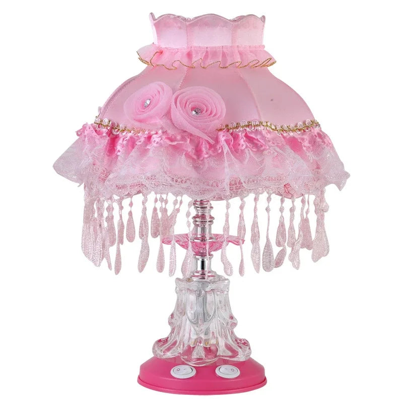 lampe table vintage rose chambre enfant abat jour dentelle interrupteur bouton led romantique chambre