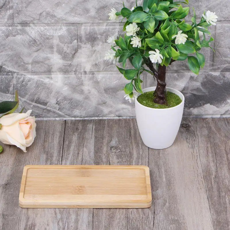 planche découper bois naturelle simple rustique plateau cuisine plante artificielle pot noir horizontal rayures