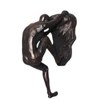 statuette escalade homme résine argentée nu réaliste moderne opaque