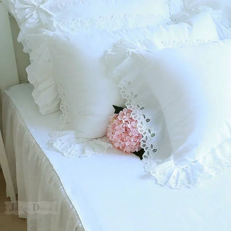 taie d'oreiller coton blanc vintage volants dentelle lit mariage chic