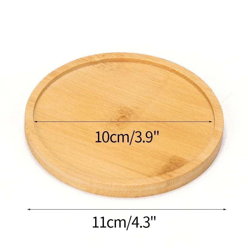 plateau rangement bois moderne assiettes tasses naturel motifs animaux minimaliste écologique