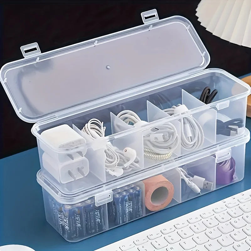 boîte rangement transparente moderne compartiments batteries câbles adaptateurs organisateur minimaliste