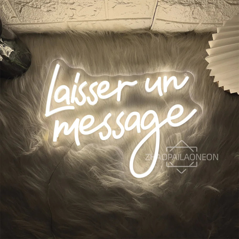 décoration murale néon sign blanc lettres stylisées moderne minimaliste lumière usb chambre