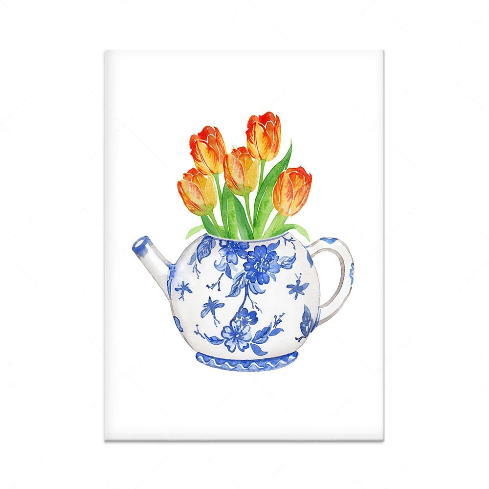 Un bouquet de tulipes oranges épanouies dans un élégant pichet bleu et blanc.