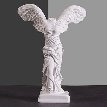 statue déesse victoire ailée résine blanche sculpturale grecque antique décoration intérieure table chevet salle