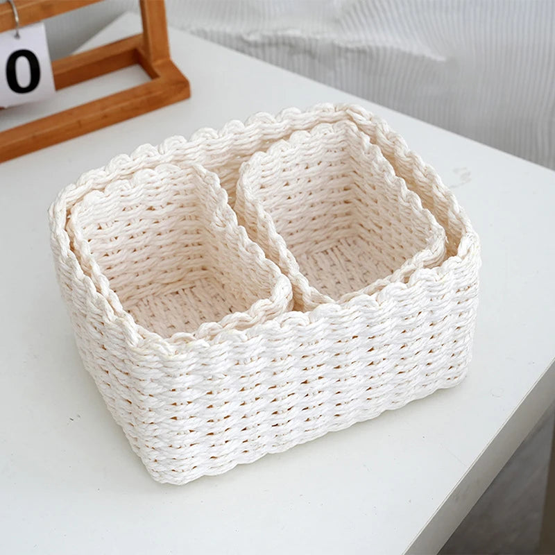 paniers tissés main gris blanc marron clair rustique opacité organisation maison decoration