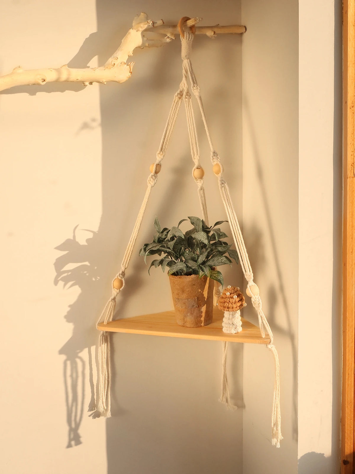 étagère suspendue bois macramé boho plante artificielle vase blanc chambre salon bedroom livingroom
