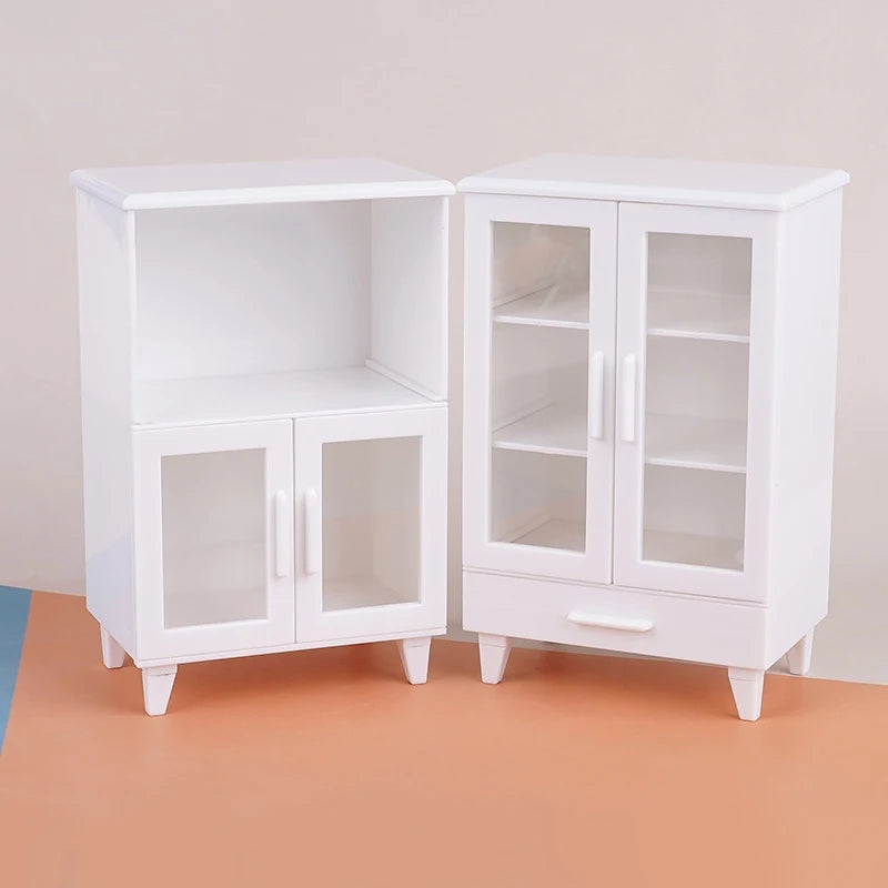 meubles miniatures blancs vintage armoire transparente étagères tiroir décoration maison poupée vintage