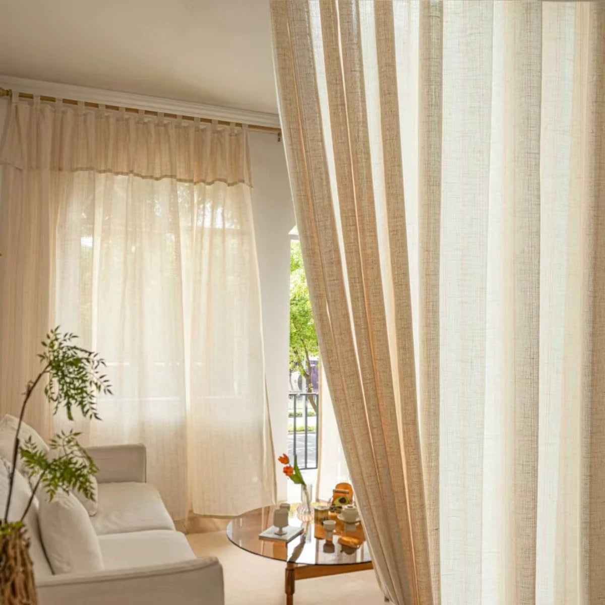 rideau polyester semi transparent moderne rayures fines beige clair salon chambre W150xH250cm