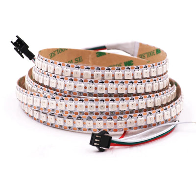 Bande LED RGB adressable 5V allumée avec effets colorés