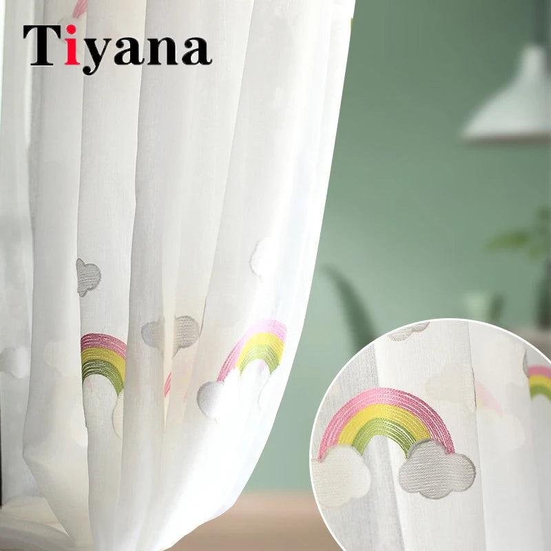 rideau tulle transparent arc ciel nuages brodés moderne chambre enfant décoration maison