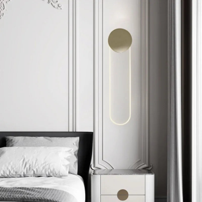lampe murale moderne blanc doré éclairage neutre chambre contemporaine minimaliste étude salon