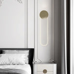 lampe murale moderne blanc doré éclairage neutre chambre contemporaine minimaliste étude salon