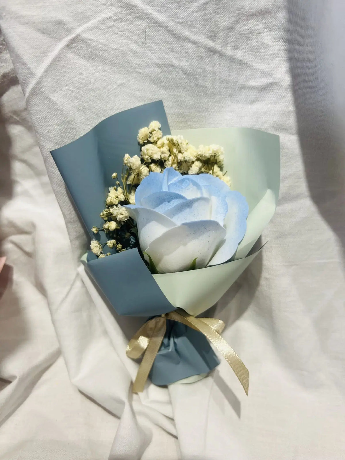 bouquet fleurs artificielles roses pâquerettes decoration intérieur saint valentin mariage anniversaire
