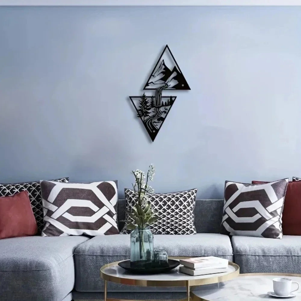 décoration murale métal paysage montagneux cascade forêt moderne minimaliste nature triangles imbriqués