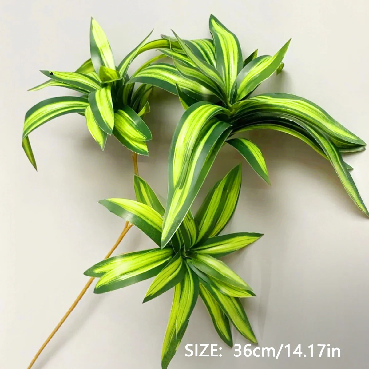 plantes artificielles arbres vertes feuilles modernes decoration exterieur pot blanc sol brunes