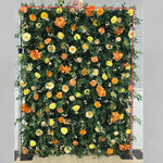 panneau floral décoration événementiel intérieur vert orange roses feuilles texturées fixations charnières événements decoration