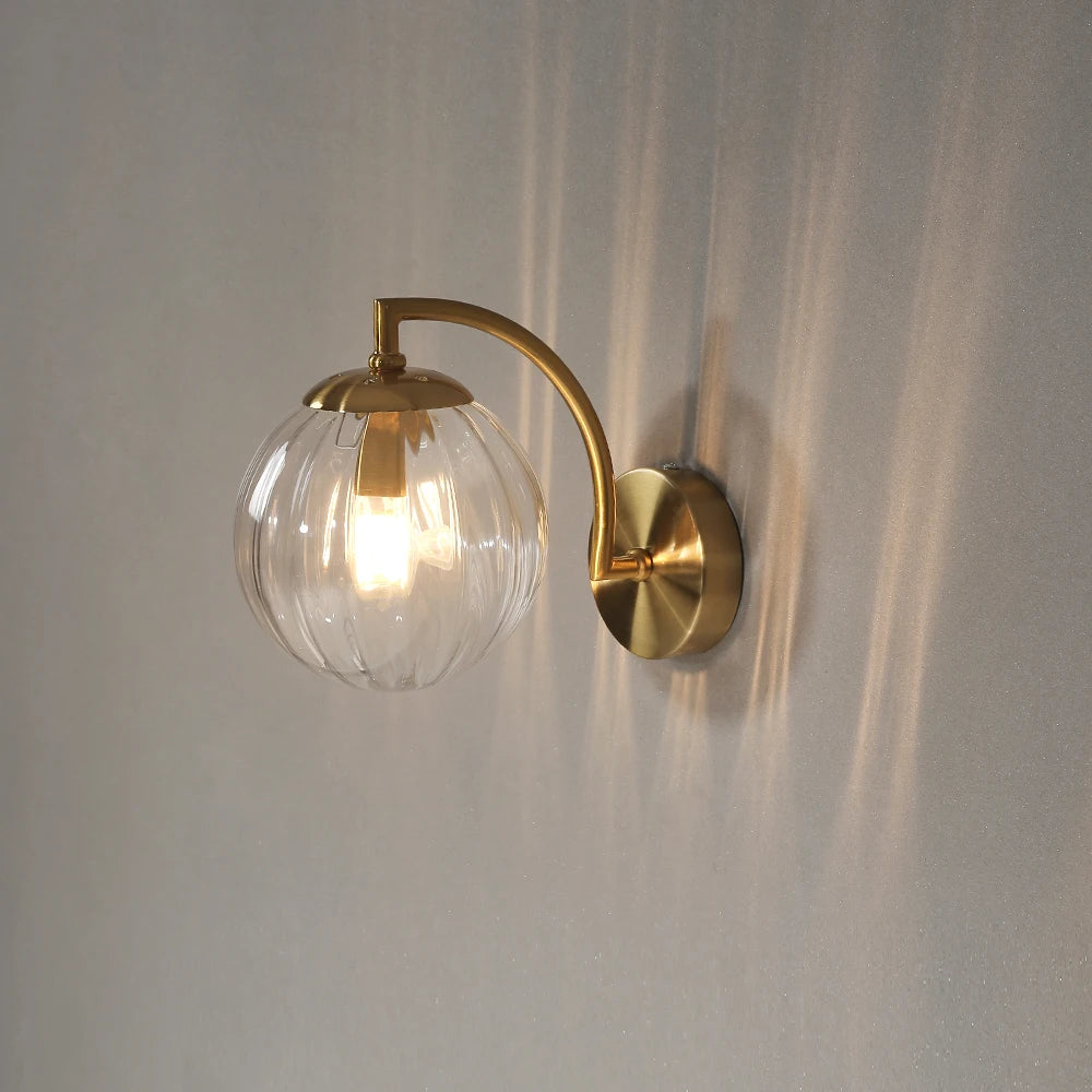 lampe murale moderne or métallique verre transparent strié cuisine chambre coucher salle manger