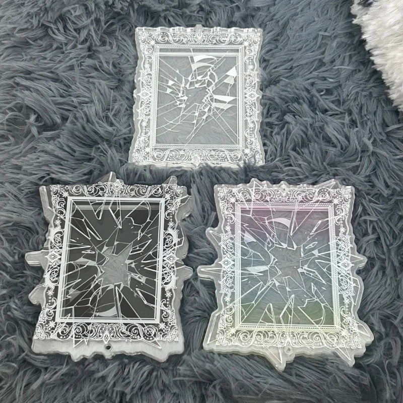 cadre photo acrylique manga effets cassés transparent coloré personnages animesbrisés gravuresbaroques fixationsmurales