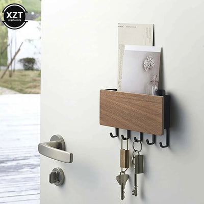 Porte-clés mural en bois vintage avec 5 crochets bronze - Ombre Interieur