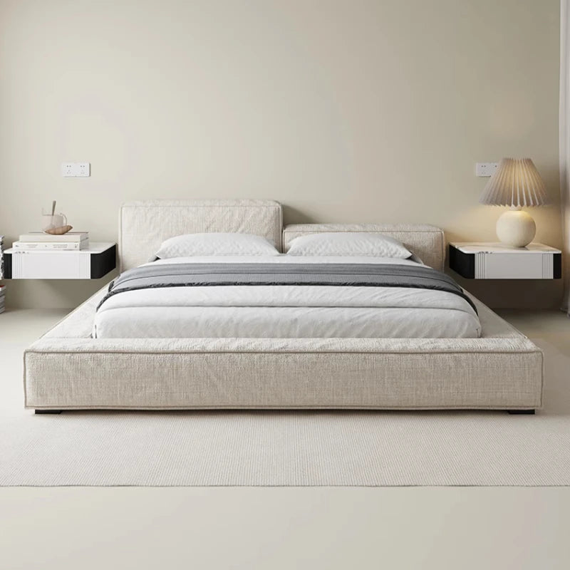 lit moderne bois tissu lin beige oreillers blancs draps gris blancs 188cm 218cm 246cm