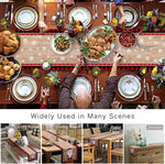 Un somptueux repas de fête sur une table richement décorée, avec de délicieux plats et un cadre festif, suggérant une ambiance chaleureuse et conviviale idéale pour des rassemblements familiaux ou entre amis.