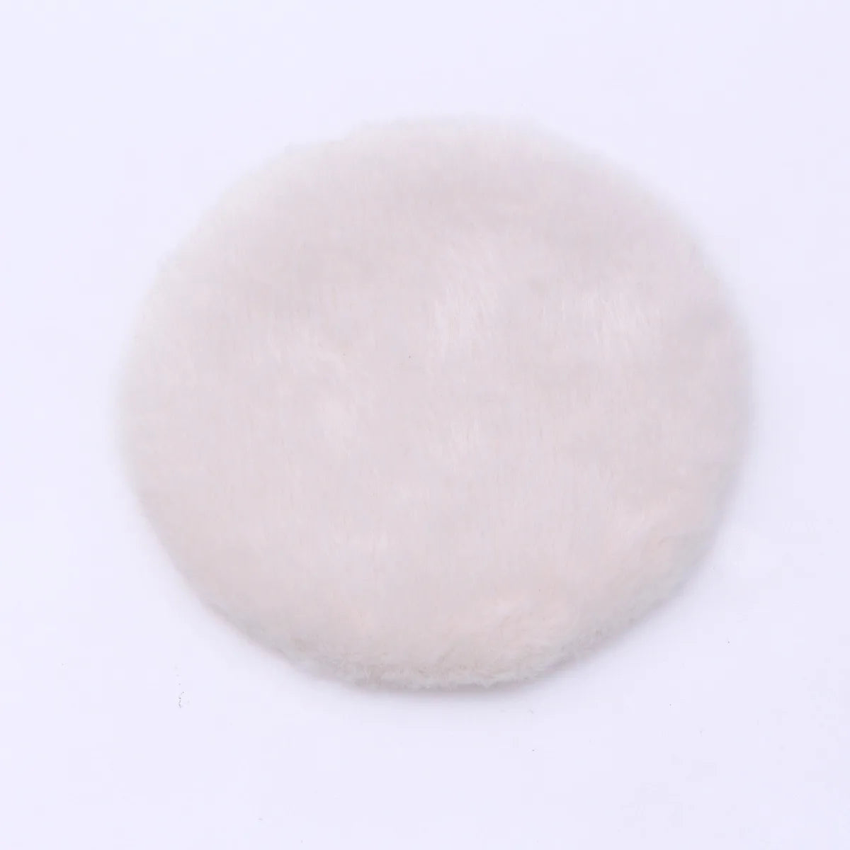 tapis fourreau coussin fourrure moderne couleur bleu rose beige blanc