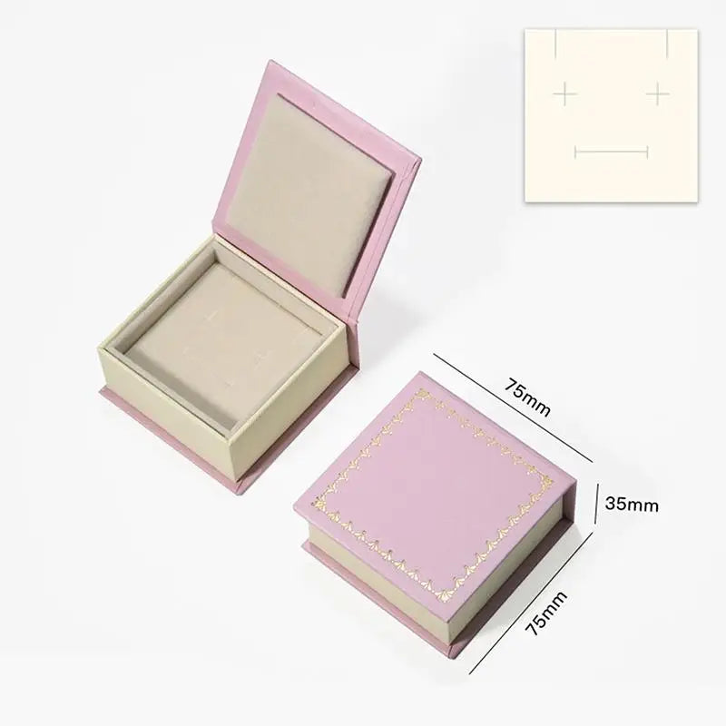 boîtes bijoux classiques bordure dorée motifs floraux opaques vert clair rose pâle jaune clair
