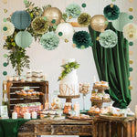 décoration fête anniversaire mariage pompons lanternes papier plissé vert beige blanc festive