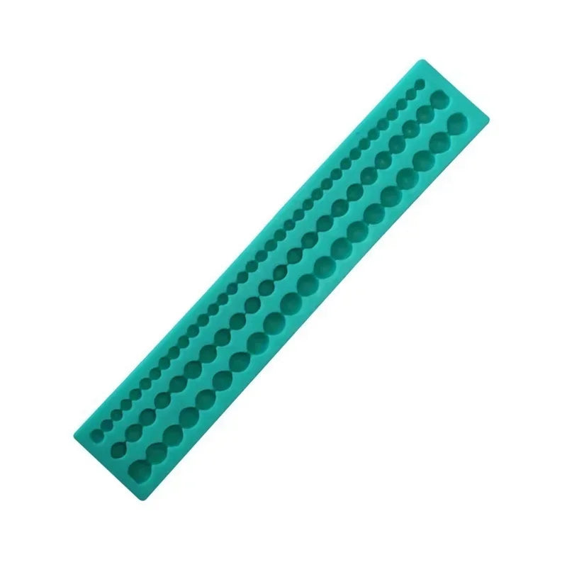 moules silicone gâteau decorations turquoises bleues roses violettes fondant CREATIF
