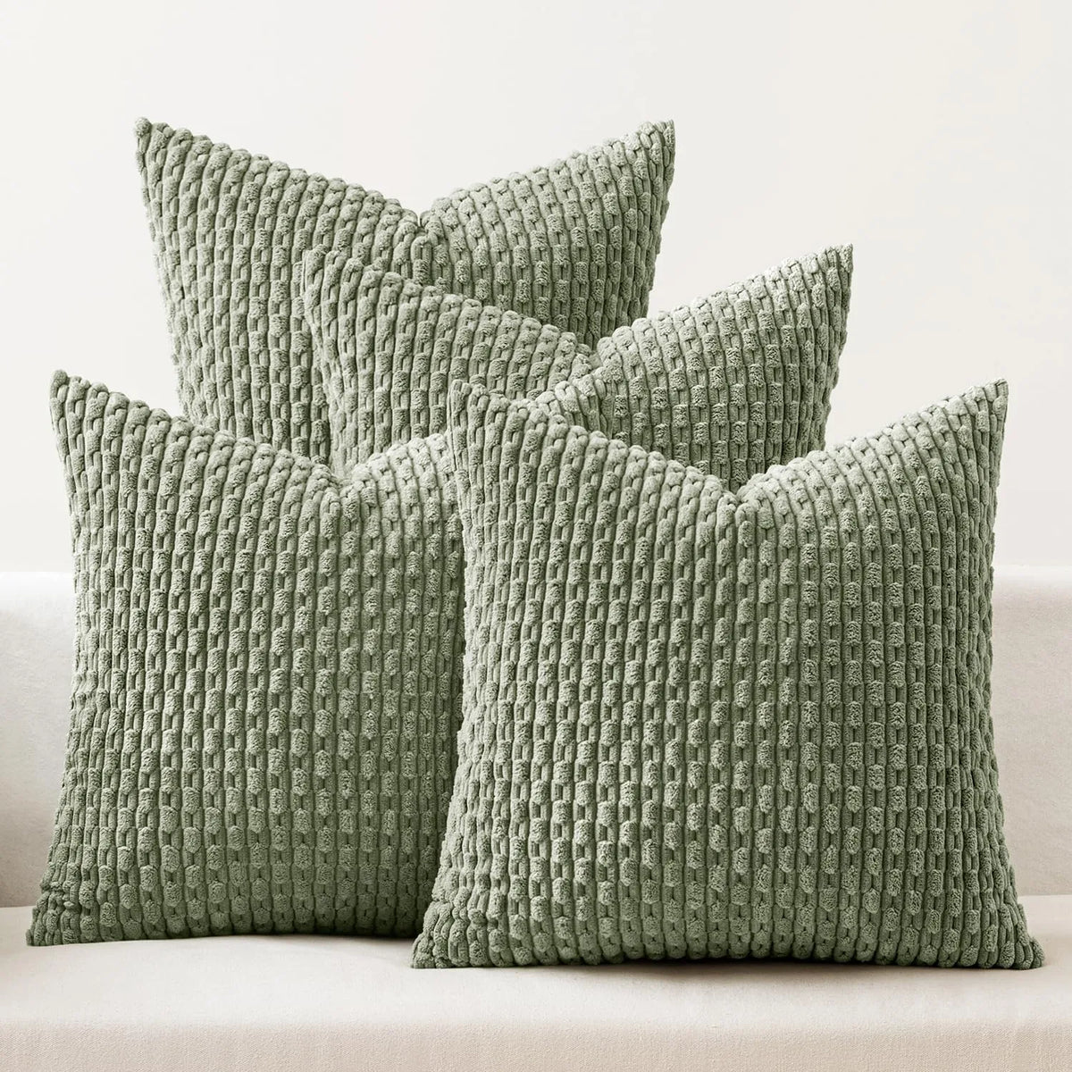 housse coussin carrée velours côtelé vert olive texture tissée garnissage blanc